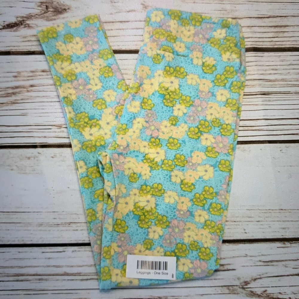 NWT one size leggings! Flower  print